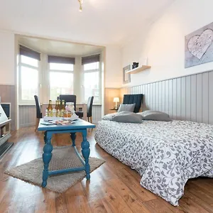 https://charmant-appartement-met-zicht-damse-vaart-brugge.bruges-hotels.info